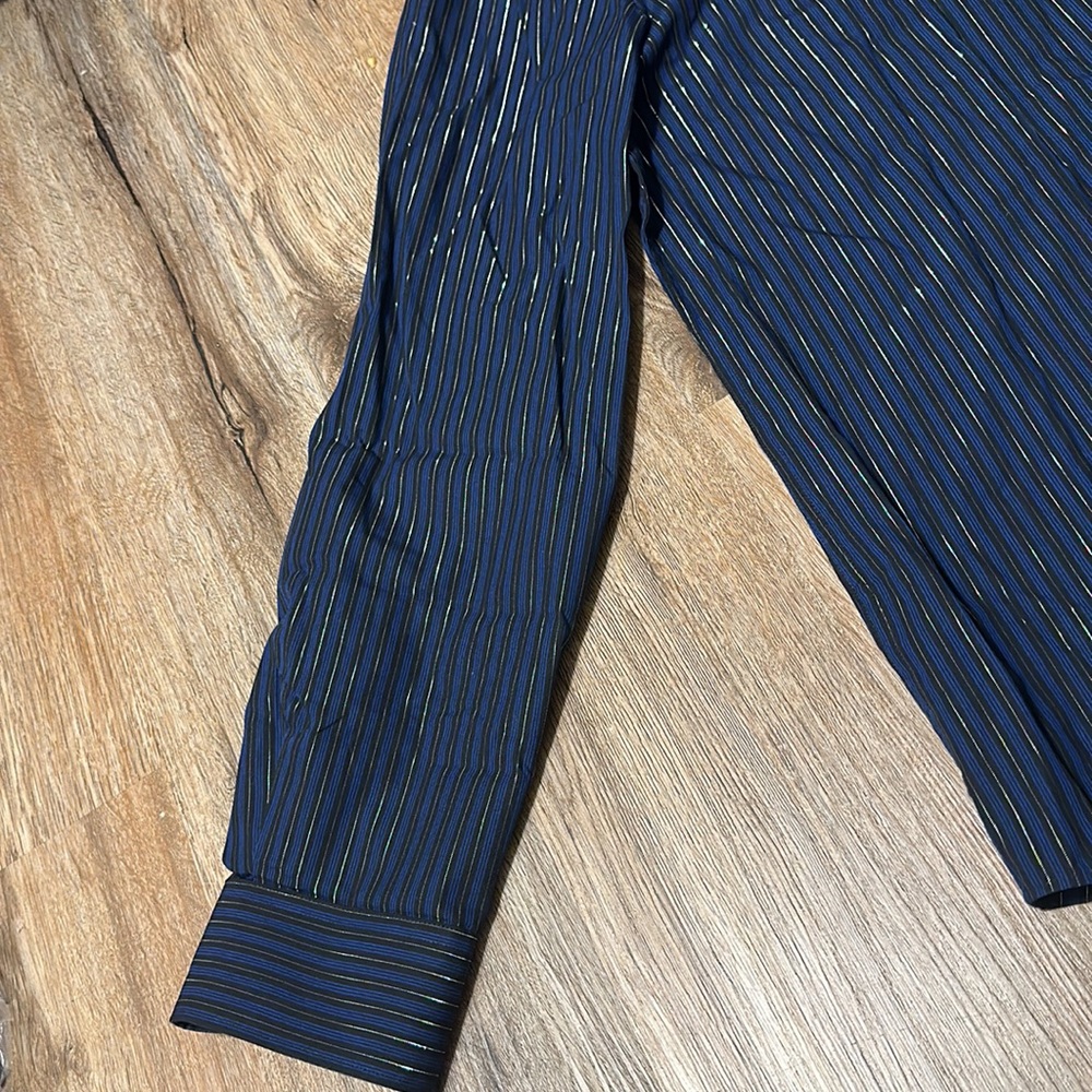 Perry Ellis Slim Fit Button down - Picture 9 of 11